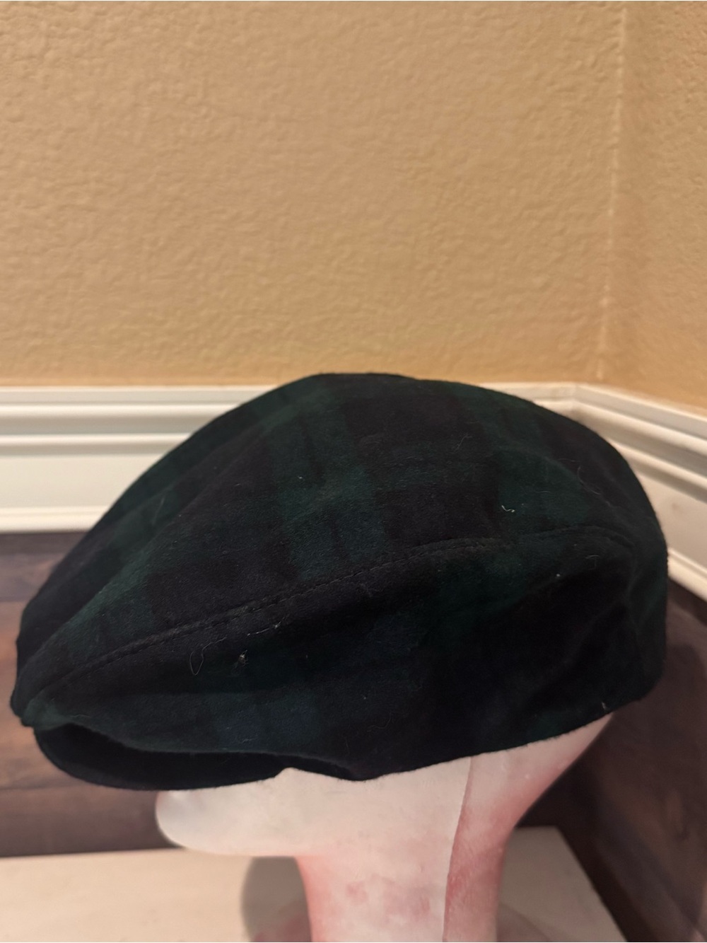 Vintage Pendleton Men’s Plaid Wool Flat Cabbie Hat Extra Large Made In USA - Picture 6 of 9